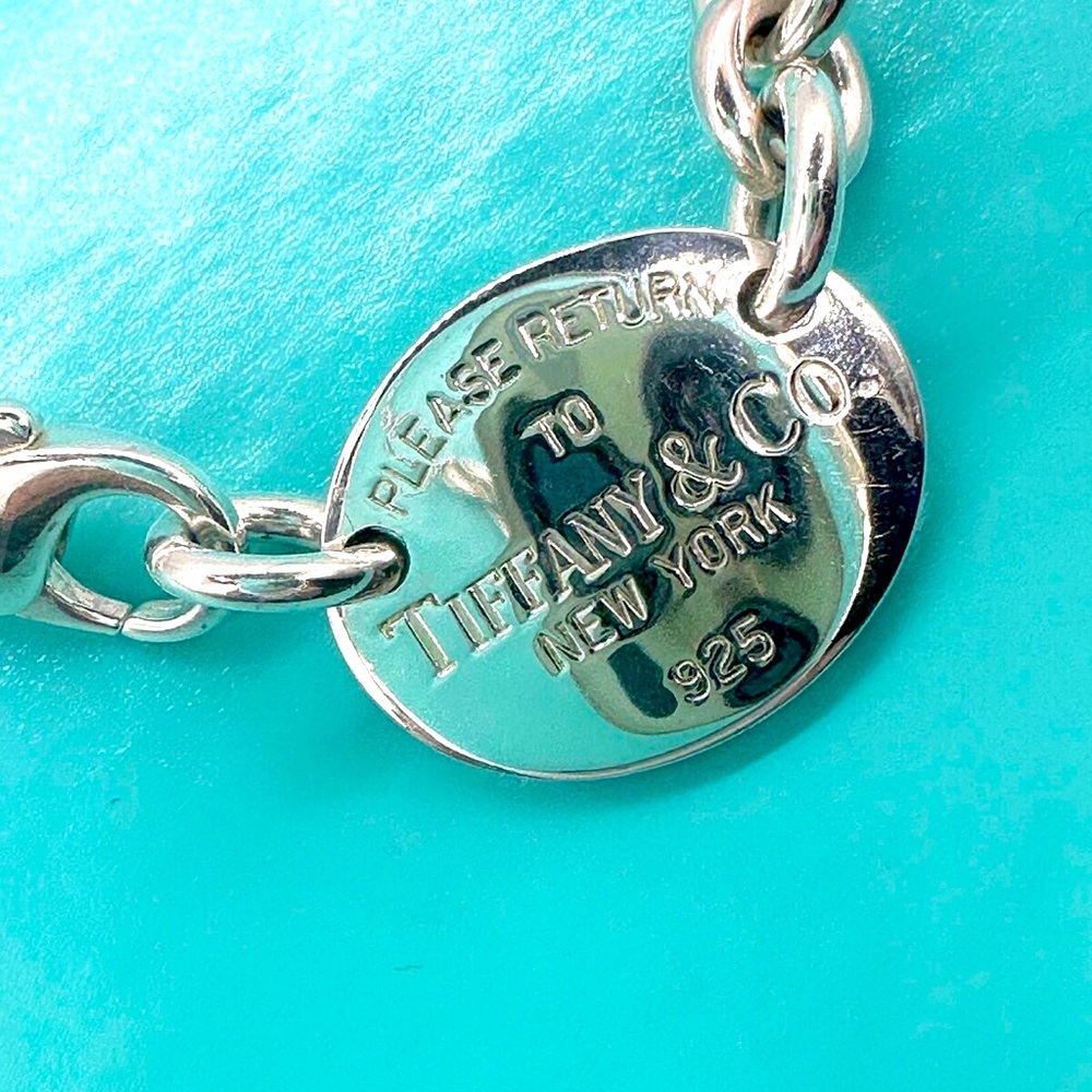 Brand new Tiffany and co necklace never worn.